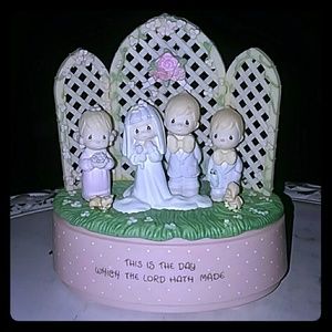 ENESCO Precious Moments Musical "There is Love"